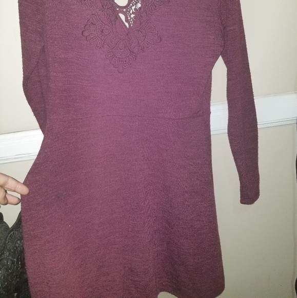 Beautiful Dress - Picture 4 of 5